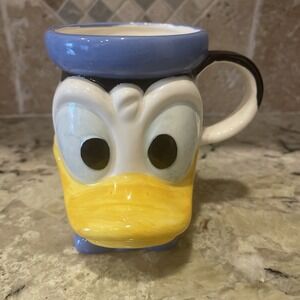 Vintage Disney 3D Donald Duck Mug 5 inch Ceramic Walt Disney Prods JAPAN